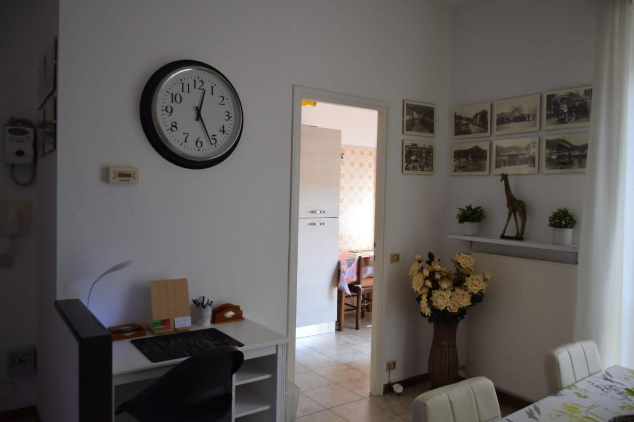 Apartamento Casa Vacanze Serena Como Exterior foto