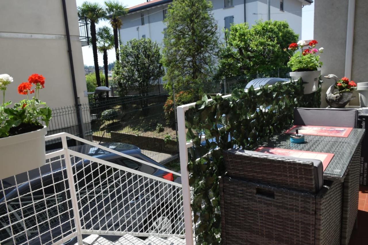 Apartamento Casa Vacanze Serena Como Exterior foto